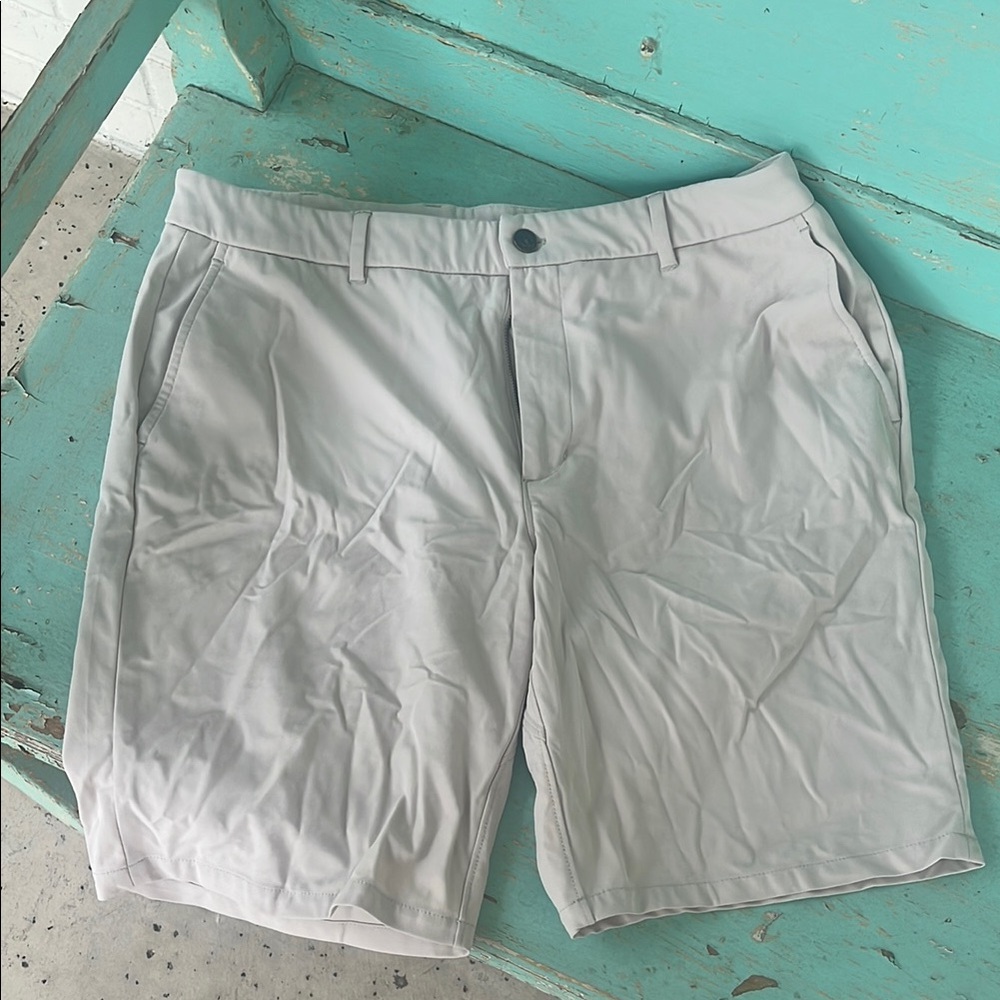 Men's tan Shorts